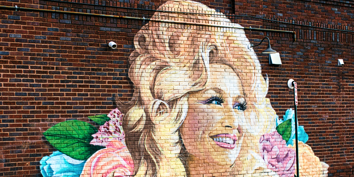 “Sadness Lies With Us” – Dolly Parton, Tennessee Born Country Music Legend Passes Away at 80, Family Confirms